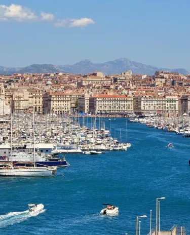 Travel to Marseille - Aircalin
